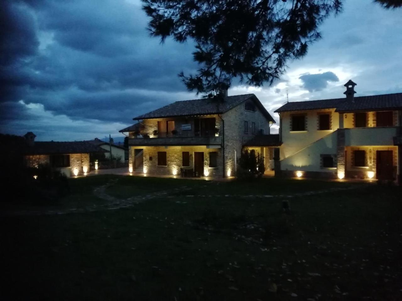 La Sorgente Del Subasio Apartments Asyż Zewnętrze zdjęcie
